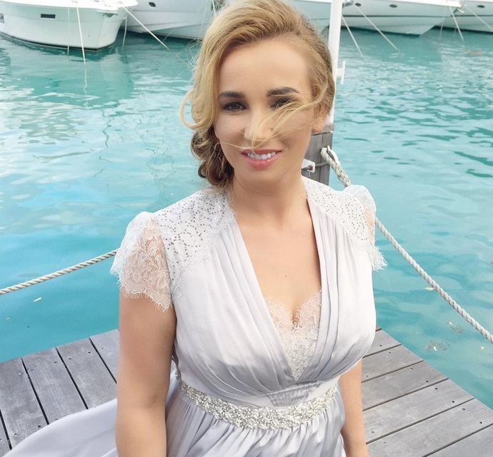    (Anfisa Chekhova Photo)  ,     /  - 79