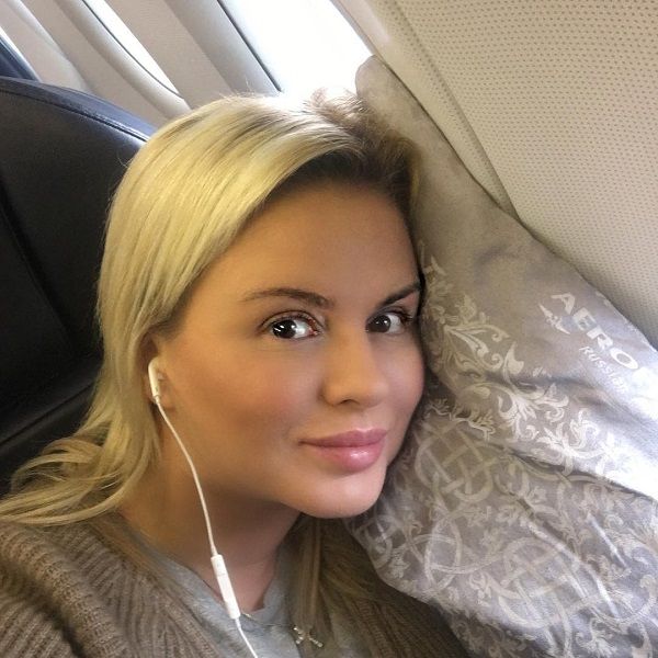    (Anna Semenovich Photo)  ,     /  - 41