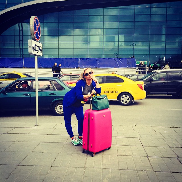    (Anna Semenovich Photo)  ,     /  - 125