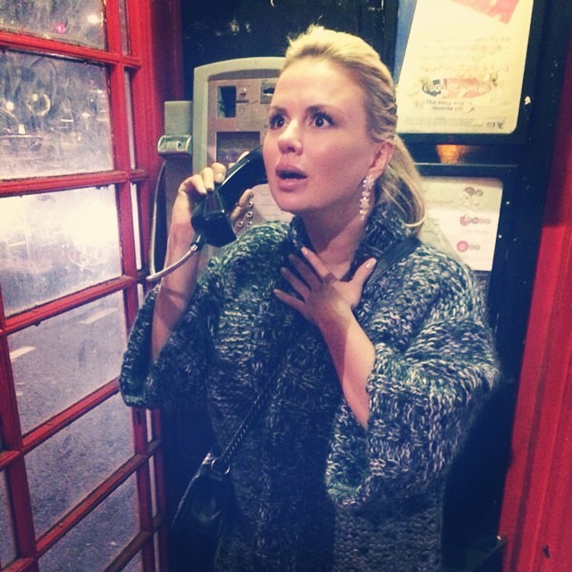    (Anna Semenovich Photo)  ,     /  - 151