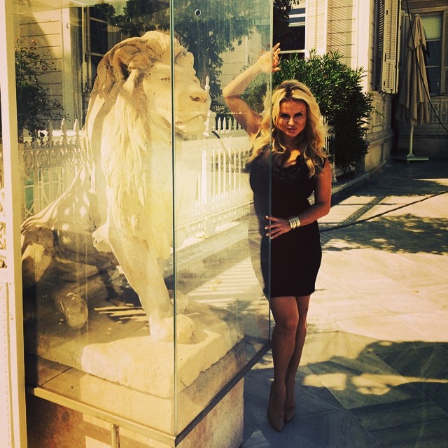    (Anna Semenovich Photo)  ,     /  - 155