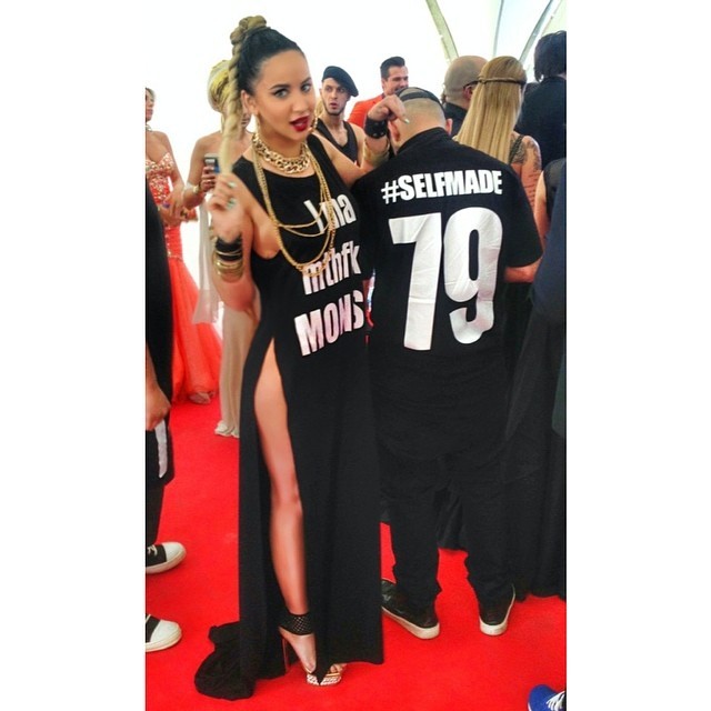   (Asti Photo)  ,     /  - 231