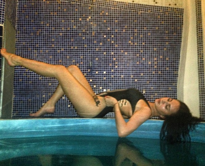   (Asti Photo)  ,     /  - 270