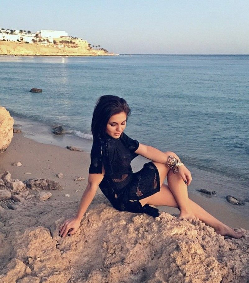  (  , Dominika)  -  /  - 68