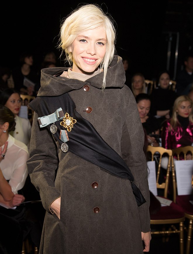    (Elena Perminova Photo) , ,  ,   ,    /  - 147