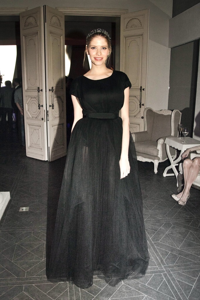    (Elena Perminova Photo) , ,  ,   ,    /  - 228