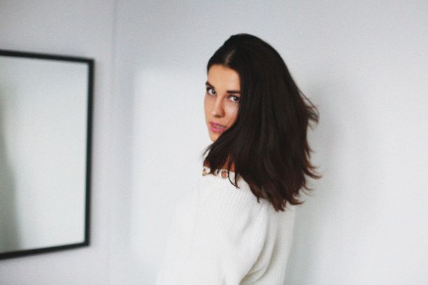 Lizabeth    (Elizaveta Haykova Photo) , ,   /  - 73