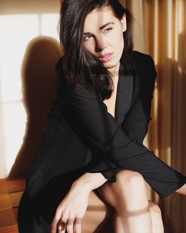 Lizabeth    (Elizaveta Haykova Photo) , ,   /  - 79