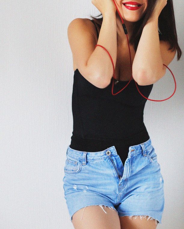 Lizabeth    (Elizaveta Haykova Photo) , ,   /  - 87