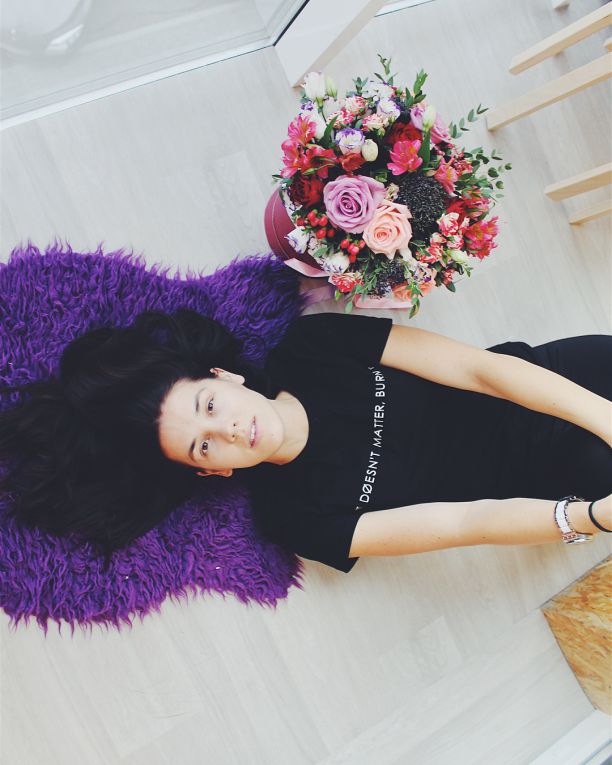 Lizabeth    (Elizaveta Haykova Photo) , ,   /  - 103