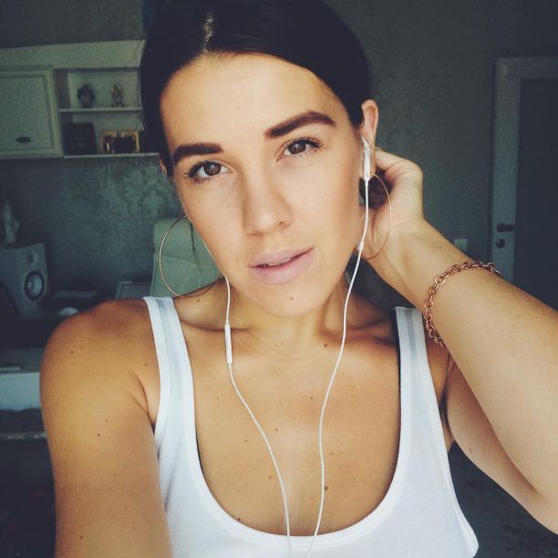 Lizabeth    (Elizaveta Haykova Photo) , ,   /  - 128