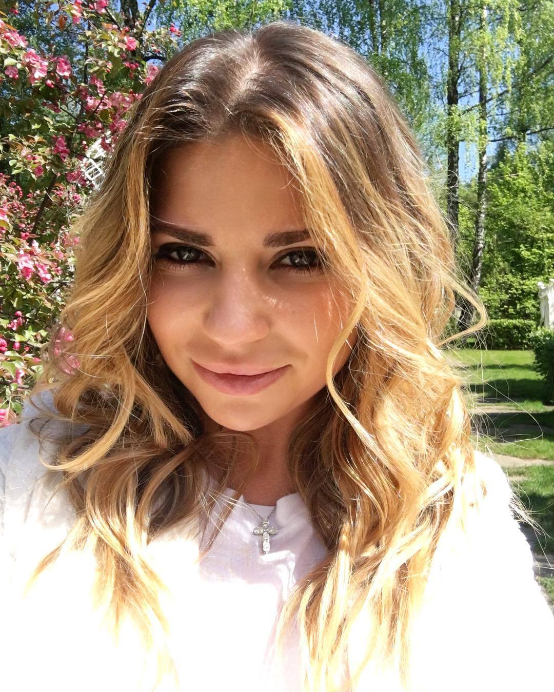    (Galina Udashkina Photo) , ,       /  - 75