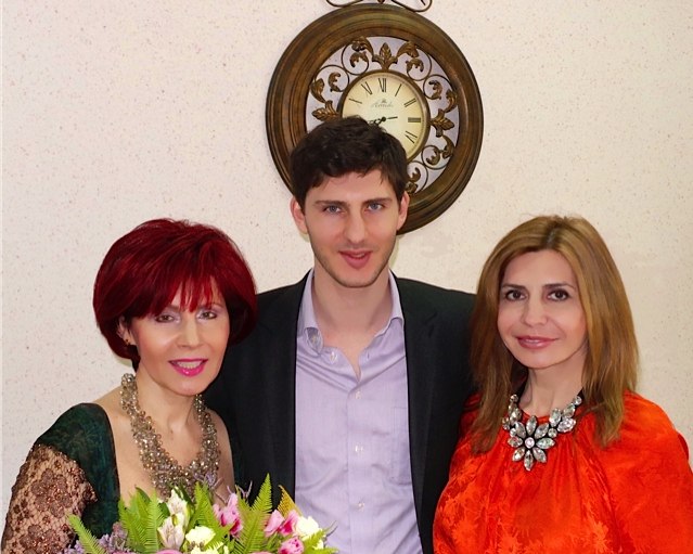    (Irina Agibalova Photo)   2 /  - 82