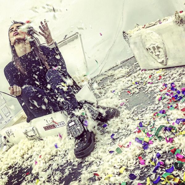 Zivert ( )  -  /  - 384