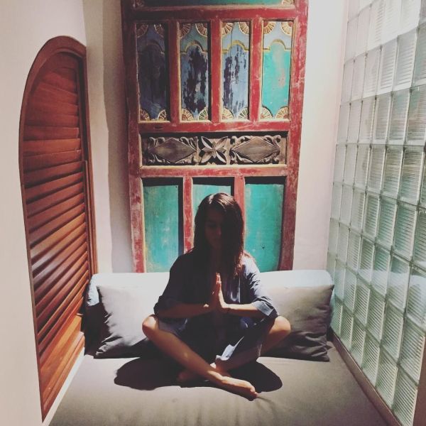 Zivert ( )  -  /  - 407