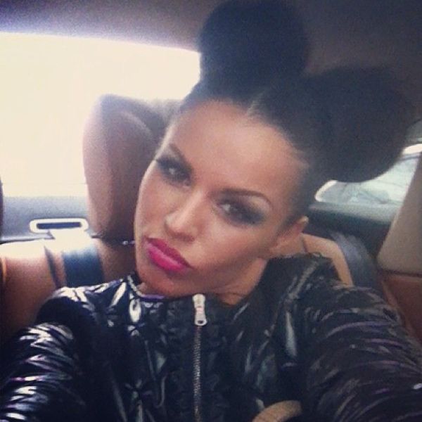 Zivert ( )  -  /  - 685