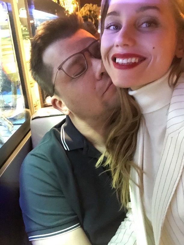    (Kristina Asmus Photo) ,    /  - 87