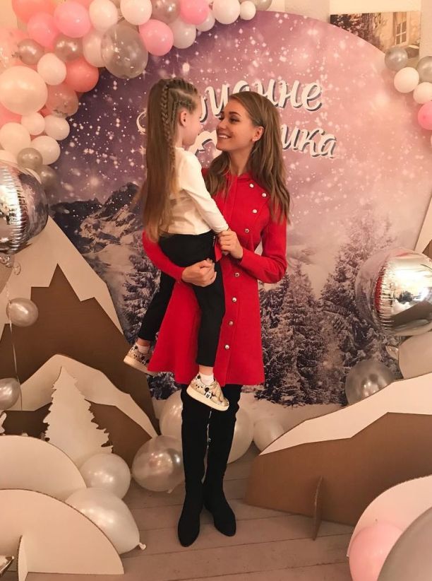    (Kristina Asmus Photo) ,    /  - 97