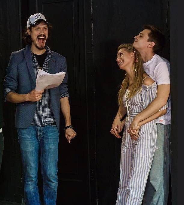    (Kristina Asmus Photo) ,    /  - 136