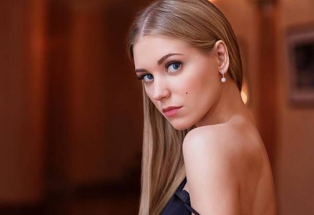    (Kristina Asmus Photo) ,    /  - 139