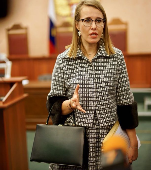    (Kseniya Sobchak Photo) ,    2,  /  - 34