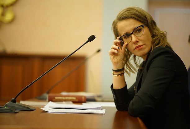    (Kseniya Sobchak Photo) ,    2,  /  - 73