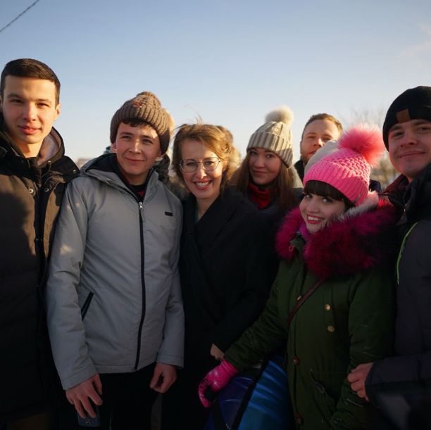    (Kseniya Sobchak Photo) ,    2,  /  - 111