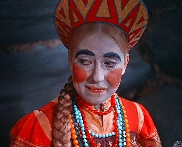    (Kseniya Sobchak Photo) ,    2,  /  - 143