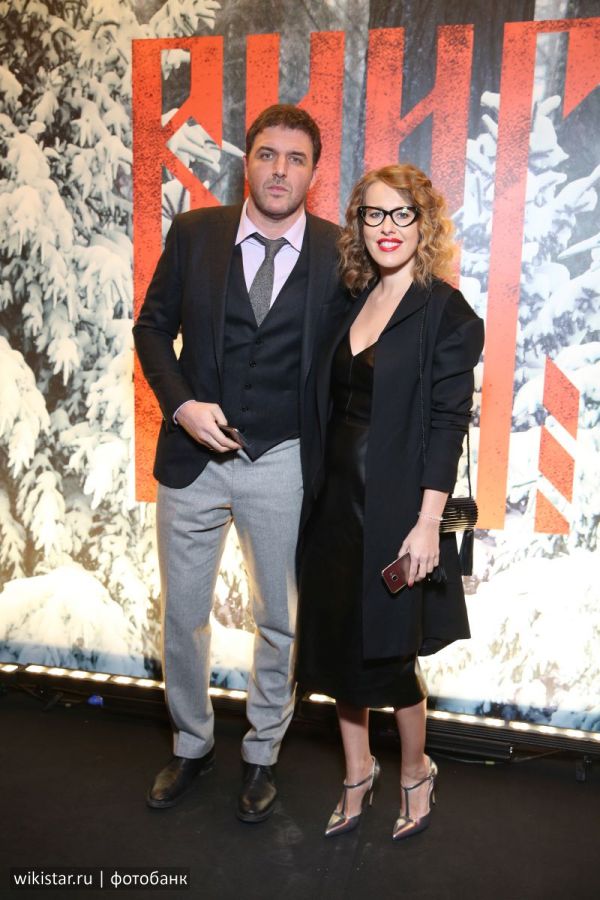    (Kseniya Sobchak Photo) ,    2,  /  - 155