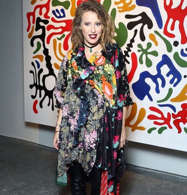    (Kseniya Sobchak Photo) ,    2,  /  - 164