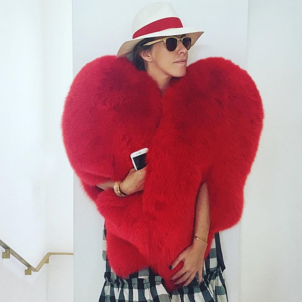    (Kseniya Sobchak Photo) ,    2,  /  - 183