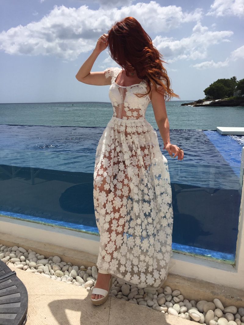   BELKA  ( Lena Knyazeva Photo)  ,  /  - 81