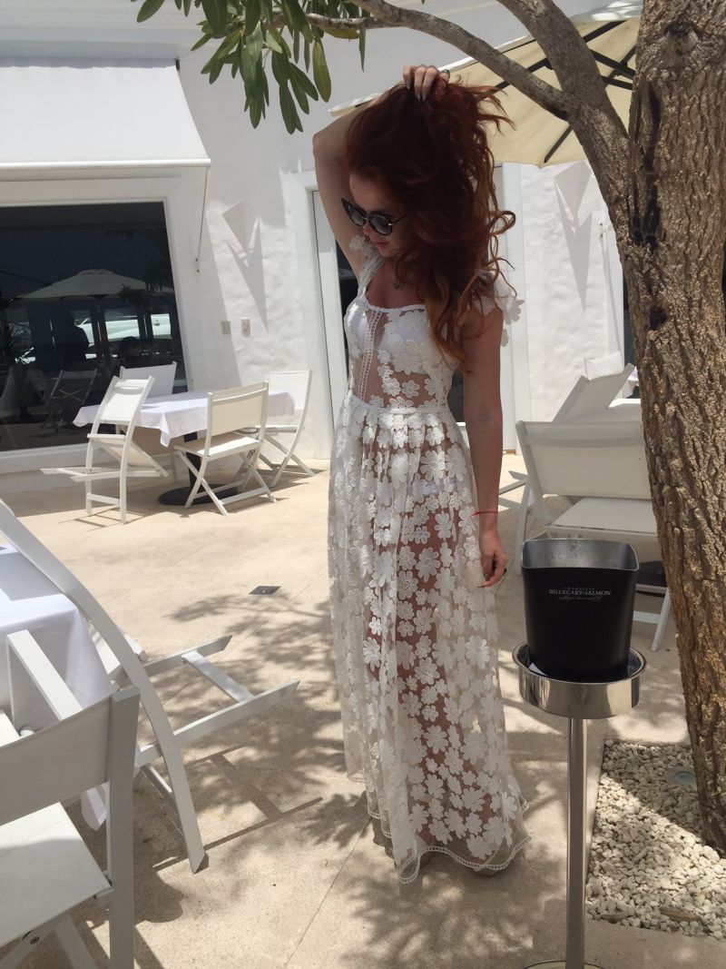   BELKA  ( Lena Knyazeva Photo)  ,  /  - 88