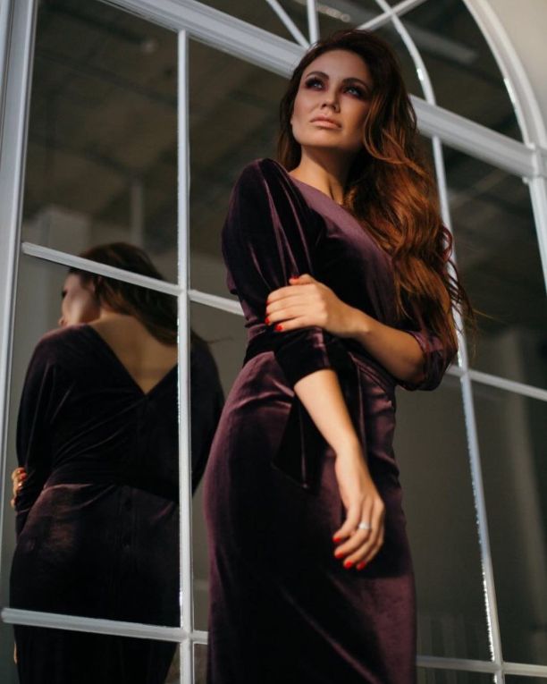    (Lyaisan Utyasheva Photo)  ,       /  - 75