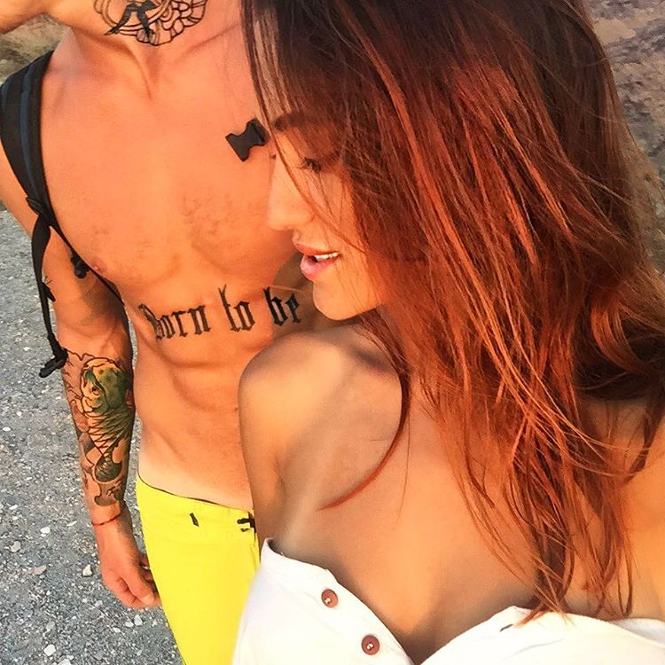   (Mary Shum)  -  Mavrin,    /  - 161