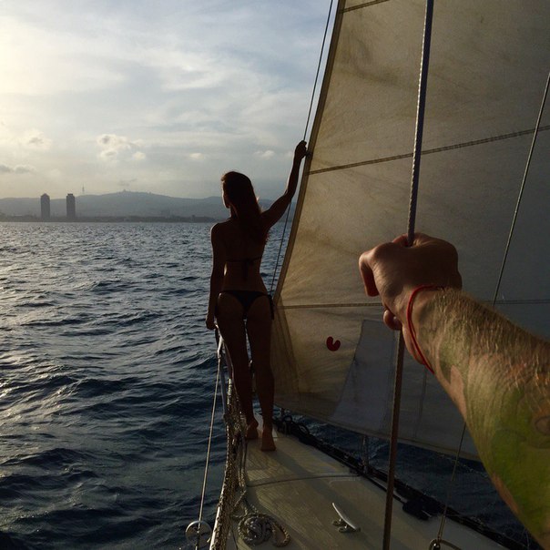   (Mary Shum)  -  Mavrin,    /  - 202