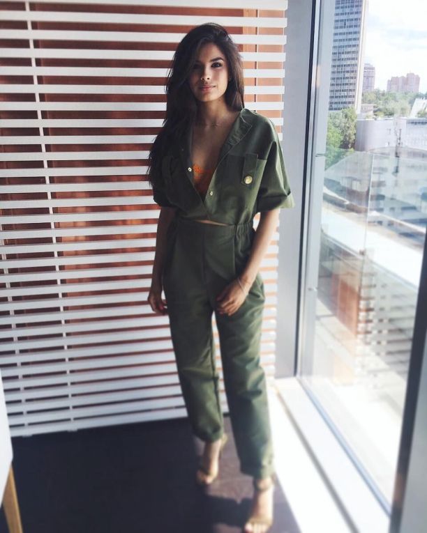   (Michelle Andrade)  -  /  - 99
