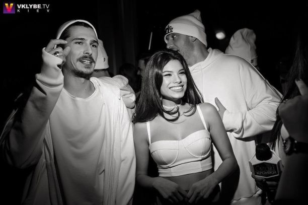 ������ ������� (Michelle Andrade) ���� - ������ / �������� - 155