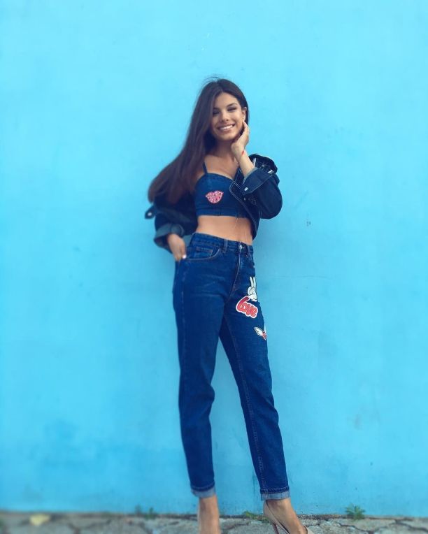 ������ ������� (Michelle Andrade) ���� - ������ / �������� - 214