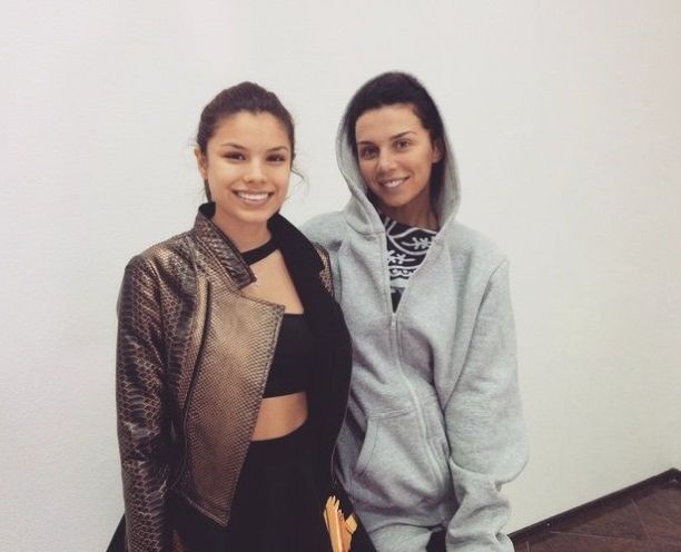 ������ ������� (Michelle Andrade) ���� - ������ / �������� - 323