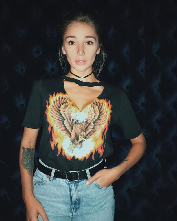   (Nastya Ivleeva)  -    ,  /  - 90