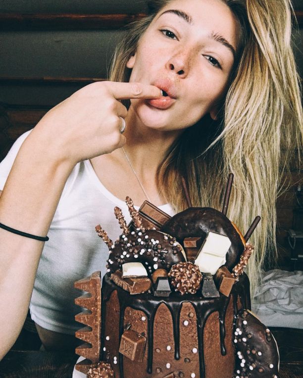   (Nastya Ivleeva)  -    ,  /  - 139