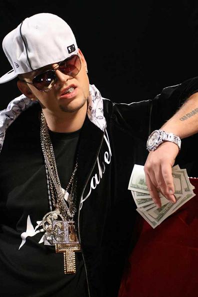   (Nastya Kamenskih)  -  /  - 520