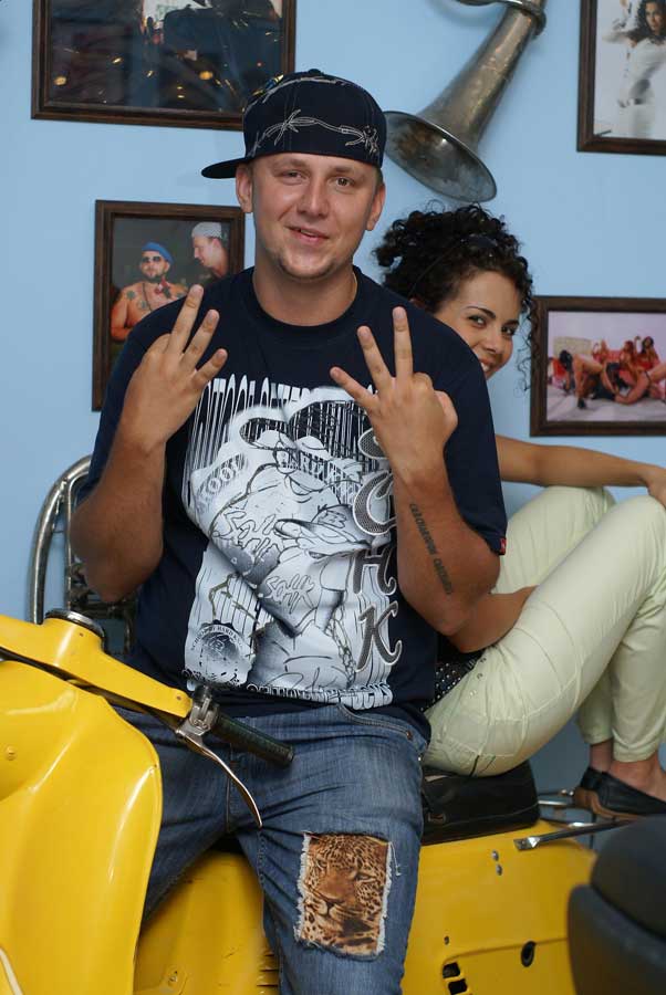   (Nastya Kamenskih)  -  /  - 526