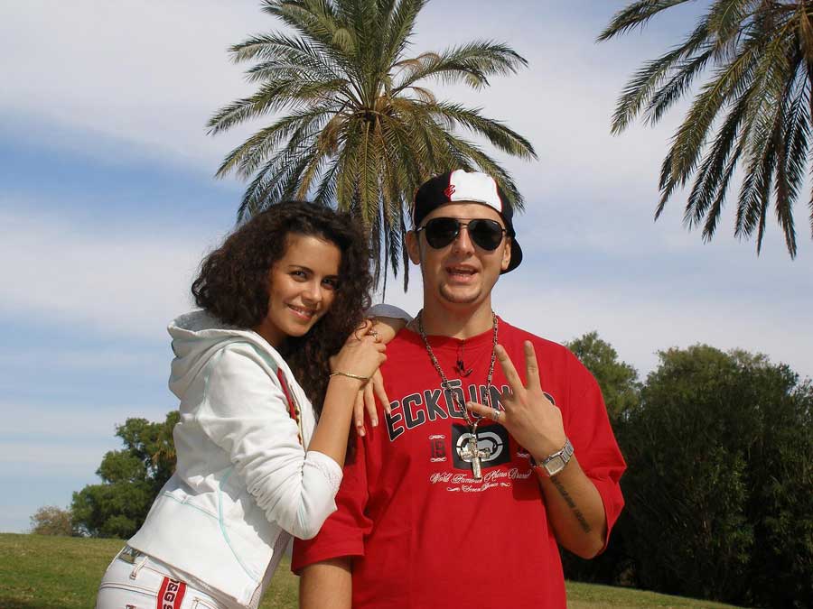   (Nastya Kamenskih)  -  /  - 543