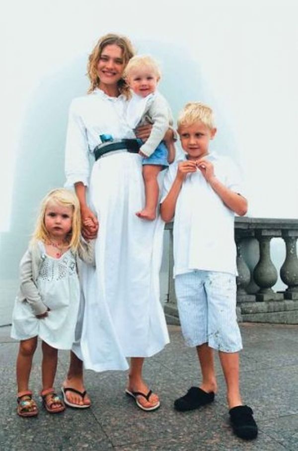    (Natalia Vodyanova Photo)   /  - 101