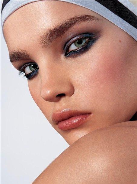    (Natalia Vodyanova Photo)   /  - 156