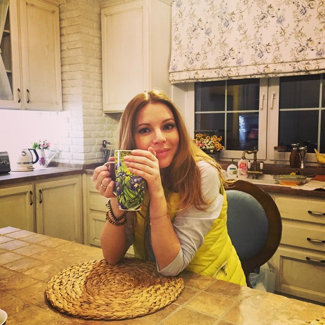    (Natalya Podolskaya Photo)  ,    ,    /  - 98