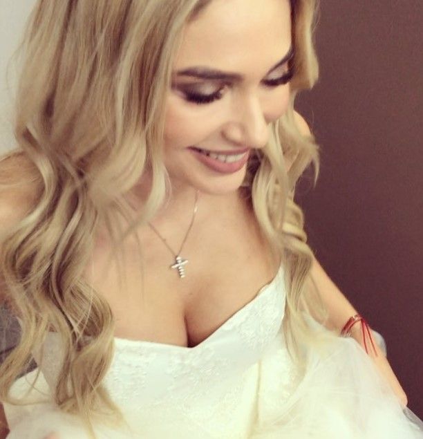    (Natalya Rudova Photo)   /  - 78