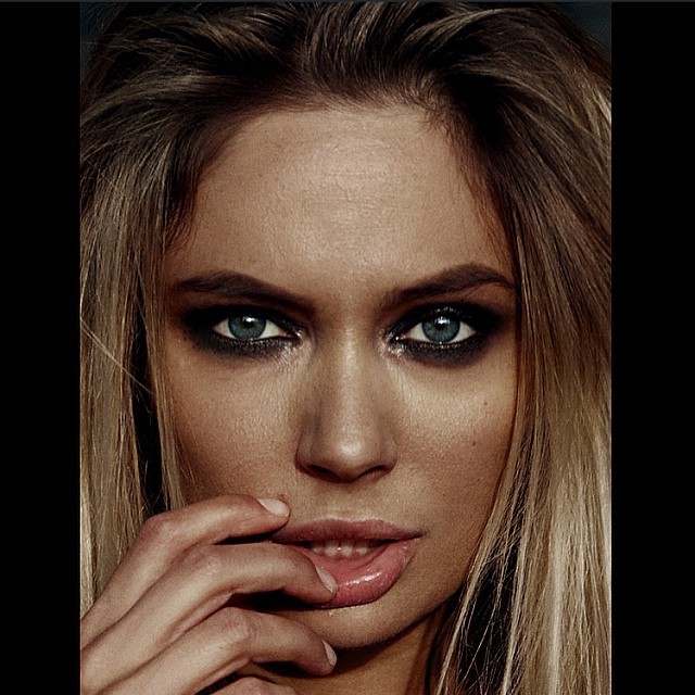    (Natalya Rudova Photo)   /  - 181